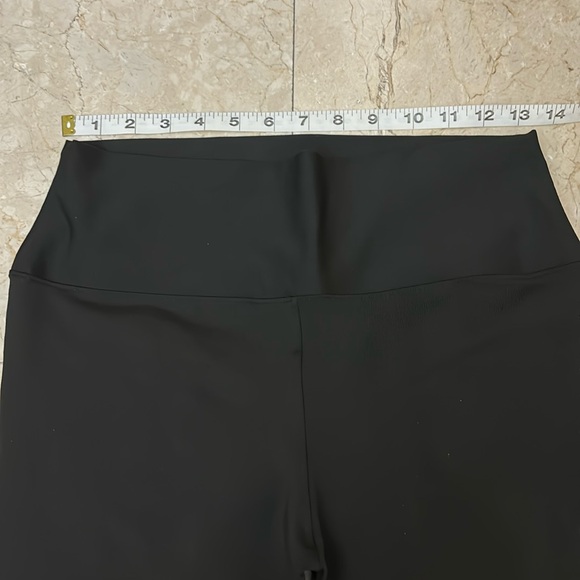 Dressy stretch Lycra Pants from Colombia - Picture 3 of 5